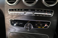 メルセデスベンツ Cクラス C200ｽﾃｰｼｮﾝﾜｺﾞﾝ AVG AMGﾗｲﾝ ﾚｰﾀﾞｰｾｰﾌﾃｨPKG　BSG搭載 後期 ｷｰﾚｽｺﾞｰ 黒革 HDDﾅﾋﾞTV ｽﾏﾎ連携 ﾊﾞｯｸｶﾒﾗ PTS LEDﾗｲﾄ 自動Rｹﾞｰﾄ AMGｴｱﾛ&18AW ｴｱｻｽ ﾀﾞｲﾅﾐｯｸS 9AT　2年保証