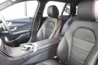 メルセデスベンツ Cクラス C200ｽﾃｰｼｮﾝﾜｺﾞﾝ AVG AMGﾗｲﾝ ﾚｰﾀﾞｰｾｰﾌﾃｨPKG　BSG搭載 後期 ｷｰﾚｽｺﾞｰ 黒革 HDDﾅﾋﾞTV ｽﾏﾎ連携 ﾊﾞｯｸｶﾒﾗ PTS LEDﾗｲﾄ 自動Rｹﾞｰﾄ AMGｴｱﾛ&18AW ｴｱｻｽ ﾀﾞｲﾅﾐｯｸS 9AT　2年保証