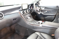 AMG Cクラス C43 4MATIC ｴｸｽｸﾙｰｼﾌﾞ&ﾚｰﾀﾞｰｾｰﾌﾃｨPKG　ｷｰﾚｽｺﾞｰ 黒本革 ﾍｯﾄﾞｱｯﾌﾟD HDDﾅﾋﾞTV BT音楽 ﾌﾞﾙﾒｽﾀｰ ﾊﾞｯｸｶﾒﾗ PTS LEDﾗｲﾄ 自動ﾄﾗﾝｸ ﾊﾝｽﾞﾌﾘｰA AMG専用装備&ﾁｭｰﾆﾝｸﾞﾀﾞｲﾅﾐｯｸS 9AT　2年保証