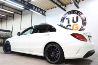 AMG Cクラス C43 4MATIC ﾚｰﾀﾞｰｾｰﾌﾃｨPKG　後期 1ｵｰﾅｰ ｷｰﾚｽｺﾞｰ 黒本革 ﾊﾟﾉﾗﾏSR ﾍｯﾄﾞｱｯﾌﾟD HDDﾅﾋﾞTV ｽﾏﾎ連携 ﾌﾞﾙﾒｽﾀｰ ﾊﾞｯｸｶﾒﾗ PTS LEDﾗｲﾄ 自動ﾄﾗﾝｸ ﾊﾝｽﾞﾌﾘｰA AMG専用装備&ﾁｭｰﾆﾝｸﾞﾀﾞｲﾅﾐｯｸS 9AT　2年保証