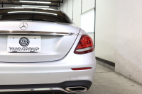 メルセデスベンツ Eクラス E300 AVG ｽﾎﾟｰﾂ ﾚｰﾀﾞｰｾｰﾌﾃｨPKG　中期 NEWｽﾃｱﾘﾝｸﾞ ｷｰﾚｽｺﾞｰ 黒本革 ﾍｯﾄﾞｱｯﾌﾟD HDDﾅﾋﾞTV ｽﾏﾎ連携 360ｶﾒﾗ PTS LEDﾗｲﾄ 自動ﾄﾗﾝｸ ﾊﾝｽﾞﾌﾘｰA AMGｴｱﾛ&19AW ﾀﾞｲﾅﾐｯｸS 9AT　2年保証