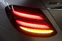 AMG Eクラス E43 4MATIC ﾚｰﾀﾞｰｾｰﾌﾃｨPKG　MEｺﾈｸﾄ ｷｰﾚｽｺﾞｰ 黒本革 ﾍｯﾄﾞｱｯﾌﾟD HDDﾅﾋﾞTV ｽﾏﾎ連携 ﾌﾞﾙﾒｽﾀｰ 360ｶﾒﾗ PTS LEDﾗｲﾄ 自動ﾄﾗﾝｸ ﾊﾝｽﾞﾌﾘｰA AMG専用装備&ﾁｭｰﾆﾝｸﾞﾀﾞｲﾅﾐｯｸS 9AT　2年保証