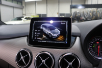 メルセデスベンツ Bクラス B180 ﾌﾟﾚﾐｱﾑ&ﾚｰﾀﾞｰｾｰﾌﾃｨPKG　後期 1ｵｰﾅｰ ｷｰﾚｽｺﾞｰ 黒革 ﾊﾟﾉﾗﾏSR HDDﾅﾋﾞTV ｽﾏﾎ連携 harman/kardon ﾊﾞｯｸｶﾒﾗ PTS LEDﾗｲﾄ EASY-VARIO PLUS 17AW 7AT　2年保証