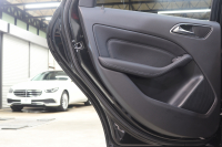 メルセデスベンツ Bクラス B180 ﾌﾟﾚﾐｱﾑ&ﾚｰﾀﾞｰｾｰﾌﾃｨPKG　後期 1ｵｰﾅｰ ｷｰﾚｽｺﾞｰ 黒革 ﾊﾟﾉﾗﾏSR HDDﾅﾋﾞTV ｽﾏﾎ連携 harman/kardon ﾊﾞｯｸｶﾒﾗ PTS LEDﾗｲﾄ EASY-VARIO PLUS 17AW 7AT　2年保証