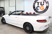 メルセデスベンツ Cクラス C180ｶﾌﾞﾘｵﾚ ｽﾎﾟｰﾂ ﾚｻﾞｰｴｸｽｸﾙｰｼﾌﾞ&ﾚｰﾀﾞｰｾｰﾌﾃｨPKG　後期 MEｺﾈｸﾄ ｷｰﾚｽｺﾞｰ 赤本革 ｴｱｽｶｰﾌ ﾍｯﾄﾞｱｯﾌﾟD HDDﾅﾋﾞTV&ｷｬﾝｾﾗｰ ｽﾏﾎ連携 ﾊﾞｯｸｶﾒﾗ PTS LEDﾗｲﾄ AMGｴｱﾛ&19AW ｴｱｻｽ ﾀﾞｲﾅﾐｯｸS 9AT　2年保証