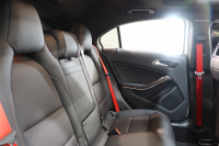 メルセデスベンツ Aクラス A250ｼｭﾎﾟﾙﾄ AMGｴｸｽｸﾙｰｼﾌﾞ&ｾｰﾌﾃｨPKG　黒本革 ﾊﾟﾉﾗﾏSR HDDﾅﾋﾞTV BT音楽 harman/kardon ﾊﾞｯｸｶﾒﾗ PTS ｷｾﾉﾝ AMGｴｱﾛ&18AW SPORT専用ﾁｭｰﾆﾝｸﾞ 7AT　2年保証