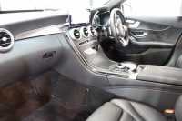 メルセデスベンツ Cクラス C200 AVG AMGﾗｲﾝ ﾚｻﾞｰｴｸｽｸﾙｰｼﾌﾞ&ﾚｰﾀﾞｰｾｰﾌﾃｨPKG　BSG搭載 後期 MEｺﾈｸﾄ ｷｰﾚｽｺﾞｰ 黒本革 ﾍｯﾄﾞｱｯﾌﾟD HDDﾅﾋﾞTV ｽﾏﾎ連携 ﾌﾞﾙﾒｽﾀｰ ﾊﾞｯｸｶﾒﾗ PTS LEDﾗｲﾄ 自動ﾄﾗﾝｸ ﾊﾝｽﾞﾌﾘｰA AMGｴｱﾛ&18AW ｴｱｻｽ 9AT　2年保証