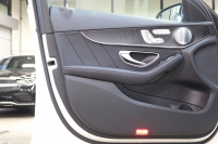 メルセデスベンツ Cクラス C200 AVG AMGﾗｲﾝ ﾚｻﾞｰｴｸｽｸﾙｰｼﾌﾞ&ﾚｰﾀﾞｰｾｰﾌﾃｨPKG　BSG搭載 後期 MEｺﾈｸﾄ ｷｰﾚｽｺﾞｰ 黒本革 ﾍｯﾄﾞｱｯﾌﾟD HDDﾅﾋﾞTV ｽﾏﾎ連携 ﾌﾞﾙﾒｽﾀｰ ﾊﾞｯｸｶﾒﾗ PTS LEDﾗｲﾄ 自動ﾄﾗﾝｸ ﾊﾝｽﾞﾌﾘｰA AMGｴｱﾛ&18AW ｴｱｻｽ 9AT　2年保証