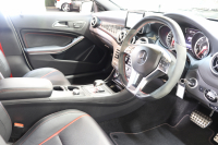 AMG GLA GLA45 4MATIC ｴﾃﾞｨｼｮﾝ1 ﾚｰﾀﾞｰｾｰﾌﾃｨPKG　全国限定300台 黒本革 HDDﾅﾋﾞTV BT音楽 ﾊﾞｯｸｶﾒﾗ PTS ｷｾﾉﾝ 自動Rｹﾞｰﾄ Edition1専用ｴｱﾛ&20AW 専用ｻｲﾄﾞﾃﾞｶｰﾙ 7AT　2年保証