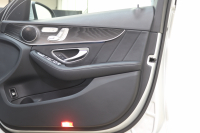 メルセデスベンツ Cクラス C200 AVG AMGﾗｲﾝ ﾚｰﾀﾞｰｾｰﾌﾃｨPKG　BSG搭載 後期 ｷｰﾚｽｺﾞｰ 黒革 HDDﾅﾋﾞTV ｽﾏﾎ連携 ﾊﾞｯｸｶﾒﾗ PTS LEDﾗｲﾄ AMGｴｱﾛ&18AW ﾀﾞｲﾅﾐｯｸS ｴｱｻｽ 9AT　2年保証