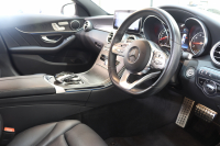 メルセデスベンツ Cクラス C200 AVG AMGﾗｲﾝ ﾚｰﾀﾞｰｾｰﾌﾃｨPKG　BSG搭載 後期 ｷｰﾚｽｺﾞｰ 黒革 HDDﾅﾋﾞTV ｽﾏﾎ連携 ﾊﾞｯｸｶﾒﾗ PTS LEDﾗｲﾄ AMGｴｱﾛ&18AW ﾀﾞｲﾅﾐｯｸS ｴｱｻｽ 9AT　2年保証