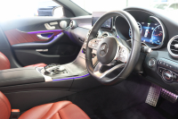 メルセデスベンツ Cクラス C200 AVG AMGﾗｲﾝ ﾚｻﾞｰｴｸｽｸﾙｰｼﾌﾞ&ﾚｰﾀﾞｰｾｰﾌﾃｨPKG　BSG搭載 後期 ｷｰﾚｽｺﾞｰ 赤本革 ﾍｯﾄﾞｱｯﾌﾟD HDDﾅﾋﾞTV ｽﾏﾎ連携 ﾌﾞﾙﾒｽﾀｰ ﾊﾞｯｸｶﾒﾗ PTS LEDﾗｲﾄ 自動ﾄﾗﾝｸ ﾊﾝｽﾞﾌﾘｰA AMGｴｱﾛ&18AW ﾀﾞｲﾅﾐｯｸS ｴｱｻｽ 9AT 希少色ｾﾚﾅｲﾄｸﾞﾚｰ　2年保証