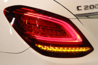 メルセデスベンツ Cクラス C200 ﾛｰﾚｳｽｴﾃﾞｨｼｮﾝ ﾚｻﾞｰｴｸｽｸﾙｰｼﾌﾞ&ﾚｰﾀﾞｰｾｰﾌﾃｨPKG　特別仕様車 BSG搭載 後期 ｷｰﾚｽｺﾞｰ 黒本革 ﾍｯﾄﾞｱｯﾌﾟD HDDﾅﾋﾞTV ｽﾏﾎ連携 ﾌﾞﾙﾒｽﾀｰ 360ｶﾒﾗ PTS LEDﾗｲﾄ 自動ﾄﾗﾝｸ ﾊﾝｽﾞﾌﾘｰA AMGｴｱﾛ&18AW ｴｱｻｽ 9AT　2年保証