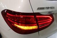 AMG Cクラス C63Sｽﾃｰｼｮﾝﾜｺﾞﾝ ﾚｰﾀﾞｰｾｰﾌﾃｨPKG　ｷｰﾚｽｺﾞｰ 赤/黒本革 ﾊﾟﾉﾗﾏSR ﾍｯﾄﾞｱｯﾌﾟD HDDﾅﾋﾞTV BT音楽 ﾌﾞﾙﾒｽﾀｰ ﾊﾞｯｸｶﾒﾗ PTS LEDﾗｲﾄ 自動Rｹﾞｰﾄ ﾊﾝｽﾞﾌﾘｰA AMG専用装備&ﾁｭｰﾆﾝｸﾞﾀﾞｲﾅﾐｯｸS 7AT　2年保証