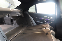 メルセデスベンツ Eクラス E200 AVG ｽﾎﾟｰﾂ ﾚｻﾞｰ&ﾚｰﾀﾞｰｾｰﾌﾃｨPKG　1ｵｰﾅｰ ｷｰﾚｽｺﾞｰ 黒本革 ﾍｯﾄﾞｱｯﾌﾟD HDDﾅﾋﾞTV ｽﾏﾎ連携 ﾌﾞﾙﾒｽﾀｰ 360ｶﾒﾗ PTS LEDﾗｲﾄ 自動ﾄﾗﾝｸ AMGｴｱﾛ&19AW ﾀﾞｲﾅﾐｯｸS 9AT　2年保証