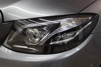 メルセデスベンツ Eクラス E200 AVG ｽﾎﾟｰﾂ ﾚｻﾞｰ&ﾚｰﾀﾞｰｾｰﾌﾃｨPKG　1ｵｰﾅｰ ｷｰﾚｽｺﾞｰ 黒本革 ﾍｯﾄﾞｱｯﾌﾟD HDDﾅﾋﾞTV ｽﾏﾎ連携 ﾌﾞﾙﾒｽﾀｰ 360ｶﾒﾗ PTS LEDﾗｲﾄ 自動ﾄﾗﾝｸ AMGｴｱﾛ&19AW ﾀﾞｲﾅﾐｯｸS 9AT　2年保証