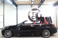 メルセデスベンツ Cクラス C180ｶﾌﾞﾘｵﾚ ｽﾎﾟｰﾂ ﾚｻﾞｰｴｸｽｸﾙｰｼﾌﾞ&ﾚｰﾀﾞｰｾｰﾌﾃｨPKG　1ｵｰﾅｰ ｷｰﾚｽｺﾞｰ 赤本革 ｴｱｽｶｰﾌ HDDﾅﾋﾞTV BT音楽 ﾍｯﾄﾞｱｯﾌﾟD ﾊﾞｯｸｶﾒﾗ PTS LEDﾗｲﾄ AMGｴｱﾛ&19AW ﾀﾞｲﾅﾐｯｸS 赤幌 9AT　2年保証