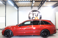 AMG Cクラス C43ｽﾃｰｼｮﾝﾜｺﾞﾝ 4MATIC ｽﾃｰｼｮﾝﾜｺﾞﾝ ﾚｰﾀﾞｰｾｰﾌﾃｨPKG　BSG搭載 MEｺﾈｸﾄ ｷｰﾚｽｺﾞｰ 赤/黒本革 ﾍﾞﾝﾁﾚｰﾀｰ ﾊﾟﾉﾗﾏSR ﾍｯﾄﾞｱｯﾌﾟD MBUXﾅﾋﾞTV&ARﾅﾋﾞ ｽﾏﾎ連携 ﾌﾞﾙﾒｽﾀｰ 360ｶﾒﾗ PTS LEDﾗｲﾄ 自動Rｹﾞｰﾄ AMG専用装備&ﾁｭｰﾆﾝｸﾞ 9AT　2年保証