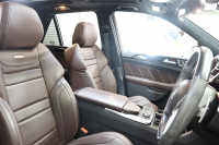 AMG Mクラス ML63 AMGﾊﾟﾌｫｰﾏﾝｽ&ﾃﾞｼﾞｰﾉｴｸｽｸﾙｰｼﾌﾞ&ﾚｰﾀﾞｰｾｰﾌﾃｨPKG　ｷｰﾚｽｺﾞｰ 茶本革 ﾍﾞﾝﾁﾚｰﾀｰ ﾊﾟﾉﾗﾏSR HDDﾅﾋﾞTV&ｷｬﾝｾﾗｰ harman/kardon 360ｶﾒﾗ PTS ｷｾﾉﾝ AMG専用装備&ﾁｭｰﾆﾝｸﾞ 7AT 希少色ﾊﾟﾗｼﾞｳﾑｼﾙﾊﾞ-　2年保証