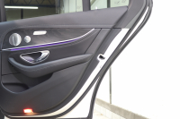 メルセデスベンツ Eクラス E200 AVG ｽﾎﾟｰﾂ ﾚｻﾞｰ&ﾚｰﾀﾞｰｾｰﾌﾃｨPKG　ｷｰﾚｽｺﾞｰ 黒本革 HDDﾅﾋﾞTV ｽﾏﾎ連携 ﾌﾞﾙﾒｽﾀｰ 360ｶﾒﾗ PTS LEDﾗｲﾄ 自動ﾄﾗﾝｸ AMGｴｱﾛ&19AW ﾀﾞｲﾅﾐｯｸS 9AT　2年保証