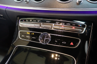 メルセデスベンツ Eクラス E200 AVG ｽﾎﾟｰﾂ ﾚｻﾞｰ&ﾚｰﾀﾞｰｾｰﾌﾃｨPKG　ｷｰﾚｽｺﾞｰ 黒本革 HDDﾅﾋﾞTV ｽﾏﾎ連携 ﾌﾞﾙﾒｽﾀｰ 360ｶﾒﾗ PTS LEDﾗｲﾄ 自動ﾄﾗﾝｸ AMGｴｱﾛ&19AW ﾀﾞｲﾅﾐｯｸS 9AT　2年保証