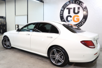 メルセデスベンツ Eクラス E200 AVG ｽﾎﾟｰﾂ ﾚｻﾞｰ&ﾚｰﾀﾞｰｾｰﾌﾃｨPKG　ｷｰﾚｽｺﾞｰ 黒本革 HDDﾅﾋﾞTV ｽﾏﾎ連携 ﾌﾞﾙﾒｽﾀｰ 360ｶﾒﾗ PTS LEDﾗｲﾄ 自動ﾄﾗﾝｸ AMGｴｱﾛ&19AW ﾀﾞｲﾅﾐｯｸS 9AT　2年保証