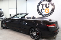 メルセデスベンツ Cクラス C180ｶﾌﾞﾘｵﾚ ｽﾎﾟｰﾂ ﾚｻﾞｰｴｸｽｸﾙｰｼﾌﾞ&ﾚｰﾀﾞｰｾｰﾌﾃｨPKG　後期 MEｺﾈｸﾄ ｷｰﾚｽｺﾞｰ 白本革 赤幌 ｴｱｽｶｰﾌ ﾍｯﾄﾞｱｯﾌﾟD HDDﾅﾋﾞTV ｽﾏﾎ連携 ﾊﾞｯｸｶﾒﾗ PTS LEDﾗｲﾄ AMGｴｱﾛ&19AW ｴｱｻｽ ﾀﾞｲﾅﾐｯｸS 9AT　2年保証