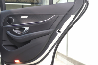 メルセデスベンツ Eクラス E220d ｽﾃｰｼｮﾝﾜｺﾞﾝ ｽﾎﾟｰﾂ AMGﾗｲﾝｲﾝﾃﾘｱ&ﾚｰﾀﾞｰｾｰﾌﾃｨPKG　ISG搭載 後期 MEｺﾈｸﾄ ｷｰﾚｽｺﾞｰ 黒本革 MBUXﾅﾋﾞTV&ARﾅﾋﾞ ｽﾏﾎ連携 360ｶﾒﾗ PTS LEDﾗｲﾄ 自動Rｹﾞｰﾄ ﾊﾝｽﾞﾌﾘｰA AMGｴｱﾛ&19AW ﾜｲﾔﾚｽ充電 9AT　2年保証 新車保証継承可