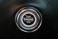 メルセデスベンツ Eクラス E220d ｽﾃｰｼｮﾝﾜｺﾞﾝ ｽﾎﾟｰﾂ AMGﾗｲﾝｲﾝﾃﾘｱ&ﾚｰﾀﾞｰｾｰﾌﾃｨPKG　ISG搭載 後期 MEｺﾈｸﾄ ｷｰﾚｽｺﾞｰ 黒本革 MBUXﾅﾋﾞTV&ARﾅﾋﾞ ｽﾏﾎ連携 360ｶﾒﾗ PTS LEDﾗｲﾄ 自動Rｹﾞｰﾄ ﾊﾝｽﾞﾌﾘｰA AMGｴｱﾛ&19AW ﾜｲﾔﾚｽ充電 9AT　2年保証 新車保証継承可