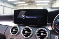 メルセデスベンツ Cクラス C200ｽﾃｰｼｮﾝﾜｺﾞﾝ AVG AMGﾗｲﾝ ﾚｻﾞｰｴｸｽｸﾙｰｼﾌﾞ&ﾚｰﾀﾞｰｾｰﾌﾃｨPKG　BSG搭載 後期 ｷｰﾚｽｺﾞｰ 赤本革 ﾊﾟﾉﾗﾏSR ﾍｯﾄﾞｱｯﾌﾟD HDDﾅﾋﾞTV ｽﾏﾎ連携 ﾌﾞﾙﾒｽﾀｰ ﾊﾞｯｸｶﾒﾗ PTS LEDﾗｲﾄ 自動Rｹﾞｰﾄ ﾊﾝｽﾞﾌﾘｰA AMGｴｱﾛ&18AW ｴｱｻｽ 9AT　2年保証