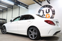 メルセデスベンツ Cクラス C200 AVG AMGﾗｲﾝ ﾚｻﾞｰｴｸｽｸﾙｰｼﾌﾞ&ﾚｰﾀﾞｰｾｰﾌﾃｨPKG　1ｵｰﾅｰ ｷｰﾚｽｺﾞｰ 赤本革 ﾍｯﾄﾞｱｯﾌﾟD HDDﾅﾋﾞTV BT音楽 ﾊﾞｯｸｶﾒﾗ PTS LEDﾗｲﾄ 自動Rｹﾞｰﾄ ﾊﾝｽﾞﾌﾘｰA AMGｴｱﾛ&18AW ｴｱｻｽ 7AT　2年保証