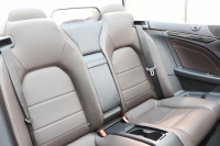 メルセデスベンツ Eクラス E250ｶﾌﾞﾘｵﾚ AMGｽﾎﾟｰﾂ&ﾚｰﾀﾞｰｾｰﾌﾃｨPKG　後期 1ｵｰﾅｰ ｷｰﾚｽｺﾞｰ 茶本革 ｴｱｽｶｰﾌ HDDﾅﾋﾞTV BT音楽 360ｶﾒﾗ PTS LEDﾗｲﾄ AMGｴｱﾛ&18AW 黒幌　2年保証