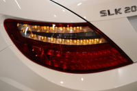 メルセデスベンツ SLKクラス SLK200 ﾄﾚﾝﾄﾞ+ AMGｽﾎﾟｰﾂ&ﾚｰﾀﾞｰｾｰﾌﾃｨPKG　後期型  黒本革 ｴｱｽｶｰﾌ ﾊﾞﾘｵR HDDﾅﾋﾞTV BT音楽 DSRC ｷｾﾉﾝ ｴｱｶﾞｲﾄﾞ AMGｴｱﾛ&18AW 9AT　2年保証