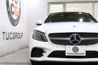 メルセデスベンツ Cクラス C200ｽﾃｰｼｮﾝﾜｺﾞﾝ AVG AMGﾗｲﾝ ﾚｻﾞｰｴｸｽｸﾙｰｼﾌﾞ&ﾚｰﾀﾞｰｾｰﾌﾃｨPKG　BSG搭載 後期 ｷｰﾚｽｺﾞｰ 黒本革 ﾊﾟﾉﾗﾏSR ﾍｯﾄﾞｱｯﾌﾟD HDDﾅﾋﾞTV ｽﾏﾎ連携 ﾌﾞﾙﾒｽﾀｰ ﾊﾞｯｸｶﾒﾗ PTS LEDﾗｲﾄ 自動Rｹﾞｰﾄ ﾊﾝｽﾞﾌﾘｰA AMGｴｱﾛ&18AW ｴｱｻｽ 9AT　2年保証