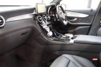 メルセデスベンツ GLC GLC220d 4MATIC ｽﾎﾟｰﾂ 本革仕様　ﾚｰﾀﾞｰｾｰﾌﾃｨPKG　ｷｰﾚｽｺﾞｰ 黒本革 ﾊﾟﾉﾗﾏSR ﾍｯﾄﾞｱｯﾌﾟD HDDﾅﾋﾞ BT音楽 ﾌﾞﾙﾒｽﾀｰ 360ｶﾒﾗ PTS LEDﾗｲﾄ 自動Rｹﾞｰﾄ ﾊﾝｽﾞﾌﾘｰA AMGｴｱﾛ&19AW ﾀﾞｲﾅﾐｯｸS 9AT　2年保証