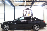 メルセデスベンツ Eクラス E300 AVG ｽﾎﾟｰﾂ ｴｸｽｸﾙｰｼﾌﾞ&ﾚｰﾀﾞｰｾｰﾌﾃｨPKG　中期 NEWｽﾃｱﾘﾝｸﾞ ｷｰﾚｽｺﾞｰ 黒本革 ﾊﾟﾉﾗﾏSR ﾍｯﾄﾞｱｯﾌﾟD HDDﾅﾋﾞTV ｽﾏﾎ連携 ﾌﾞﾙﾒｽﾀｰ 360ｶﾒﾗ PTS LEDﾗｲﾄ 自動ﾄﾗﾝｸ ﾊﾝｽﾞﾌﾘｰA AMGｴｱﾛ&19AW 9AT　2年保証