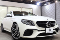 AMG Eクラス E63 4MATIC+ ﾚｰﾀﾞｰｾｰﾌﾃｨPKG　ｷｰﾚｽｺﾞｰ 黒本革 ﾍｯﾄﾞｱｯﾌﾟD HDDﾅﾋﾞTV ｽﾏﾎ連携 ﾌﾞﾙﾒｽﾀｰ 360ｶﾒﾗ PTS LEDﾗｲﾄ 自動ﾄﾗﾝｸ ﾊﾝｽﾞﾌﾘｰA AMG専用装備&ﾁｭｰﾆﾝｸﾞﾀﾞｲﾅﾐｯｸS 9AT　2年保証