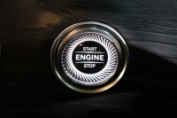 メルセデスベンツ Eクラス E200ｽﾃｰｼｮﾝﾜｺﾞﾝ ｽﾎﾟｰﾂ AMGﾗｲﾝｲﾝﾃﾘｱ&ｴｸｽｸﾙｰｼﾌﾞ&ﾚｰﾀﾞｰｾｰﾌﾃｨPKG　BSG搭載 後期 ｷｰﾚｽｺﾞｰ 黒本革 ﾊﾟﾉﾗﾏSR ﾍｯﾄﾞｱｯﾌﾟD MBUXﾅﾋﾞTV&ARﾅﾋﾞ ｽﾏﾎ連携 ﾌﾞﾙﾒｽﾀｰ 360ｶﾒﾗ PTS LEDﾗｲﾄ 自動Rｹﾞｰﾄ AMGｴｱﾛ&19AW 9AT　2年保証