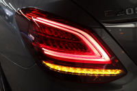 メルセデスベンツ Cクラス C200 AVG AMGﾗｲﾝ ﾚｰﾀﾞｰｾｰﾌﾃｨPKG　BSG搭載 後期 ｷｰﾚｽｺﾞｰ 黒革 HDDﾅﾋﾞTV ｽﾏﾎ連携 ﾊﾞｯｸｶﾒﾗ PTS LEDﾗｲﾄ AMGｴｱﾛ&18AW ﾀﾞｲﾅﾐｯｸS ｴｱｻｽ 9AT 希少色ｾﾚﾅｲﾄｸﾞﾚｰ　2年保証