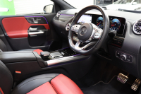 メルセデスベンツ Bクラス B180 AMGﾗｲﾝ AMGﾚｻﾞｰｴｸｽｸﾙｰｼﾌﾞ&ｱﾄﾞﾊﾞﾝｽﾄﾞ&ﾅﾋﾞｹﾞｰｼｮﾝ&ﾚｰﾀﾞｰｾｰﾌﾃｨPKG　ｷｰﾚｽｺﾞｰ 赤/黒本革 ﾊﾟﾉﾗﾏSR ﾍｯﾄﾞｱｯﾌﾟD MBUXﾅﾋﾞTV ｽﾏﾎ連携 360ｶﾒﾗ PTS LEDﾗｲﾄ 自動Rｹﾞｰﾄ ﾊﾝｽﾞﾌﾘｰA AMGｴｱﾛ&18AW ﾜｲﾔﾚｽ充電 7AT　2年保証