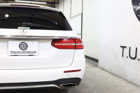 メルセデスベンツ Eクラス E300ｽﾃｰｼｮﾝﾜｺﾞﾝ AVG ｽﾎﾟｰﾂ ﾚｰﾀﾞｰｾｰﾌﾃｨPKG　中期 NEWｽﾃｱﾘﾝｸﾞ ｷｰﾚｽｺﾞｰ 黒本革 ﾍｯﾄﾞｱｯﾌﾟD HDDﾅﾋﾞTV ｽﾏﾎ連携 360ｶﾒﾗ PTS LEDﾗｲﾄ 自動Rｹﾞｰﾄ ﾊﾝｽﾞﾌﾘｰA AMGｴｱﾛ&19AW ﾀﾞｲﾅﾐｯｸS 9AT　2年保証