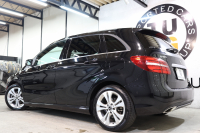 メルセデスベンツ Bクラス B180 ﾌﾟﾚﾐｱﾑ&ﾚｰﾀﾞｰｾｰﾌﾃｨPKG　後期 ｷｰﾚｽｺﾞｰ 黒革 ﾊﾟﾉﾗﾏSR HDDﾅﾋﾞTV ｽﾏﾎ連携 harman/kardon ﾊﾞｯｸｶﾒﾗ PTS LEDﾗｲﾄ EASY-VARIO PLUS 17AW 7AT　2年保証