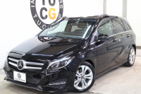 メルセデスベンツ Bクラス B180 ﾌﾟﾚﾐｱﾑ&ﾚｰﾀﾞｰｾｰﾌﾃｨPKG　後期 ｷｰﾚｽｺﾞｰ 黒革 ﾊﾟﾉﾗﾏSR HDDﾅﾋﾞTV ｽﾏﾎ連携 harman/kardon ﾊﾞｯｸｶﾒﾗ PTS LEDﾗｲﾄ EASY-VARIO PLUS 17AW 7AT　2年保証