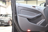 メルセデスベンツ Bクラス B180 ﾌﾟﾚﾐｱﾑ&ﾚｰﾀﾞｰｾｰﾌﾃｨPKG　後期 ｷｰﾚｽｺﾞｰ 黒革 ﾊﾟﾉﾗﾏSR HDDﾅﾋﾞTV ｽﾏﾎ連携 harman/kardon ﾊﾞｯｸｶﾒﾗ PTS LEDﾗｲﾄ EASY-VARIO PLUS 17AW 7AT　2年保証