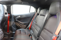 AMG CLAクラス GLA45 4MATIC ﾚｰﾀﾞｰｾｰﾌﾃｨPKG　中期 ｷｰﾚｽｺﾞｰ 黒本革 ﾊﾟﾉﾗﾏSR HDDﾅﾋﾞTV ｽﾏﾎ連携 ﾊﾞｯｸｶﾒﾗ PTS ｷｾﾉﾝﾗｲﾄ 自動Rｹﾞｰﾄ AMG専用装備&ﾁｭｰﾆﾝｸﾞ 7AT　2年保証