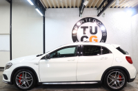 AMG CLAクラス GLA45 4MATIC ﾚｰﾀﾞｰｾｰﾌﾃｨPKG　中期 ｷｰﾚｽｺﾞｰ 黒本革 ﾊﾟﾉﾗﾏSR HDDﾅﾋﾞTV ｽﾏﾎ連携 ﾊﾞｯｸｶﾒﾗ PTS ｷｾﾉﾝﾗｲﾄ 自動Rｹﾞｰﾄ AMG専用装備&ﾁｭｰﾆﾝｸﾞ 7AT　2年保証