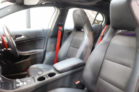 AMG CLAクラス GLA45 4MATIC ﾚｰﾀﾞｰｾｰﾌﾃｨPKG　中期 ｷｰﾚｽｺﾞｰ 黒本革 ﾊﾟﾉﾗﾏSR HDDﾅﾋﾞTV ｽﾏﾎ連携 ﾊﾞｯｸｶﾒﾗ PTS ｷｾﾉﾝﾗｲﾄ 自動Rｹﾞｰﾄ AMG専用装備&ﾁｭｰﾆﾝｸﾞ 7AT　2年保証