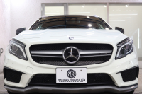 AMG CLAクラス GLA45 4MATIC ﾚｰﾀﾞｰｾｰﾌﾃｨPKG　中期 ｷｰﾚｽｺﾞｰ 黒本革 ﾊﾟﾉﾗﾏSR HDDﾅﾋﾞTV ｽﾏﾎ連携 ﾊﾞｯｸｶﾒﾗ PTS ｷｾﾉﾝﾗｲﾄ 自動Rｹﾞｰﾄ AMG専用装備&ﾁｭｰﾆﾝｸﾞ 7AT　2年保証