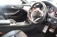 AMG CLAクラス GLA45 4MATIC ﾚｰﾀﾞｰｾｰﾌﾃｨPKG　中期 ｷｰﾚｽｺﾞｰ 黒本革 ﾊﾟﾉﾗﾏSR HDDﾅﾋﾞTV ｽﾏﾎ連携 ﾊﾞｯｸｶﾒﾗ PTS ｷｾﾉﾝﾗｲﾄ 自動Rｹﾞｰﾄ AMG専用装備&ﾁｭｰﾆﾝｸﾞ 7AT　2年保証