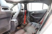 AMG CLAクラス GLA45 4MATIC ﾚｰﾀﾞｰｾｰﾌﾃｨPKG　中期 ｷｰﾚｽｺﾞｰ 黒本革 ﾊﾟﾉﾗﾏSR HDDﾅﾋﾞTV ｽﾏﾎ連携 ﾊﾞｯｸｶﾒﾗ PTS ｷｾﾉﾝﾗｲﾄ 自動Rｹﾞｰﾄ AMG専用装備&ﾁｭｰﾆﾝｸﾞ 7AT　2年保証